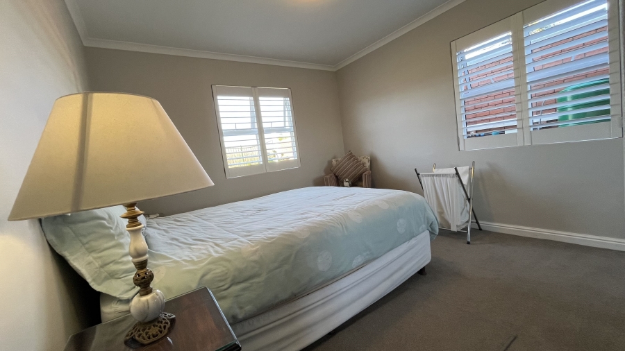 3 Bedroom Property for Sale in Van Riebeeckshof Western Cape
